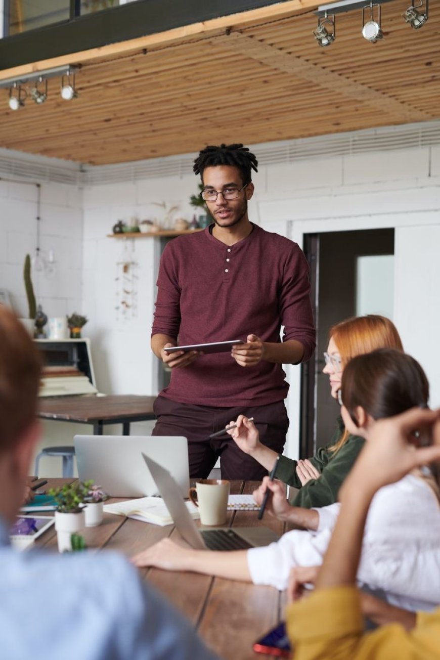 Global Empowerment: Standard Intern’s Role in Advancing UN SDG 8